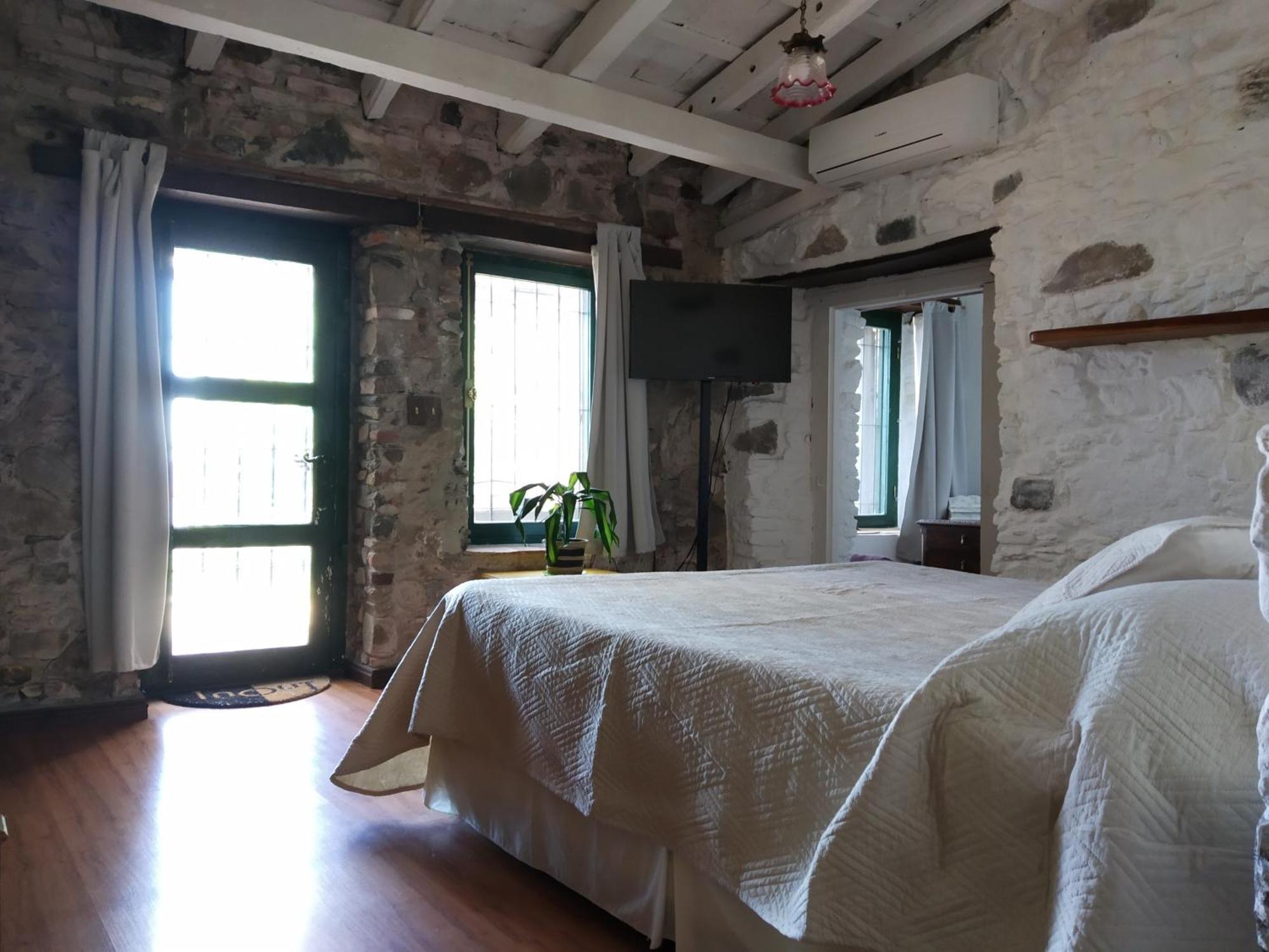 Casa Francis - Apartamentos Colonia del Sacramento Luaran gambar